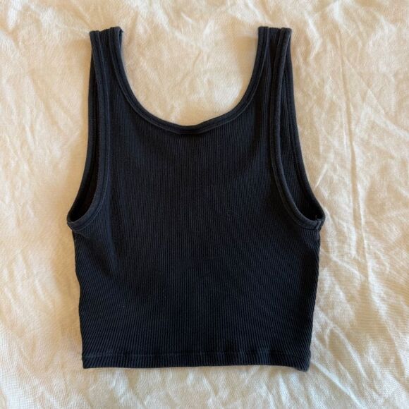 TNA Ribbed Cropped Tank - Picture 4 of 6